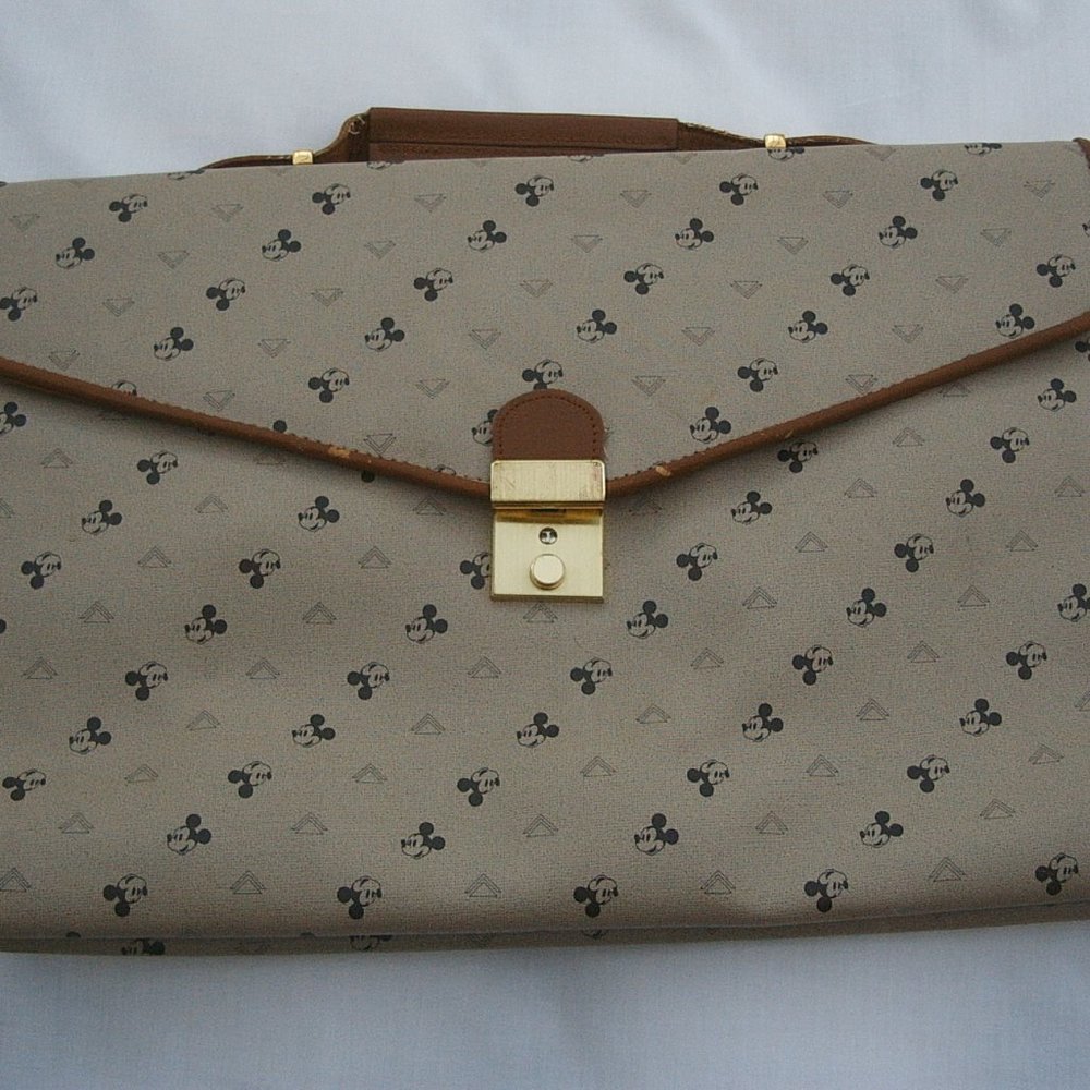 VINTAGE MICKEY MOUSE BRIEF CASE PORTFOLIO
